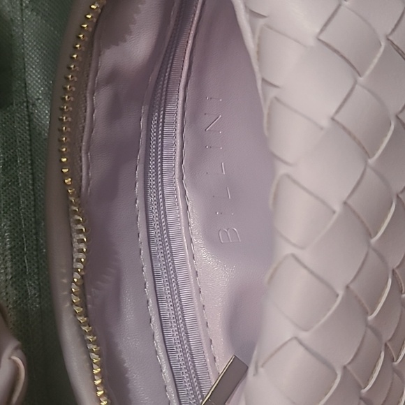 Light Purple Woven Mini Purse - Picture 3 of 7